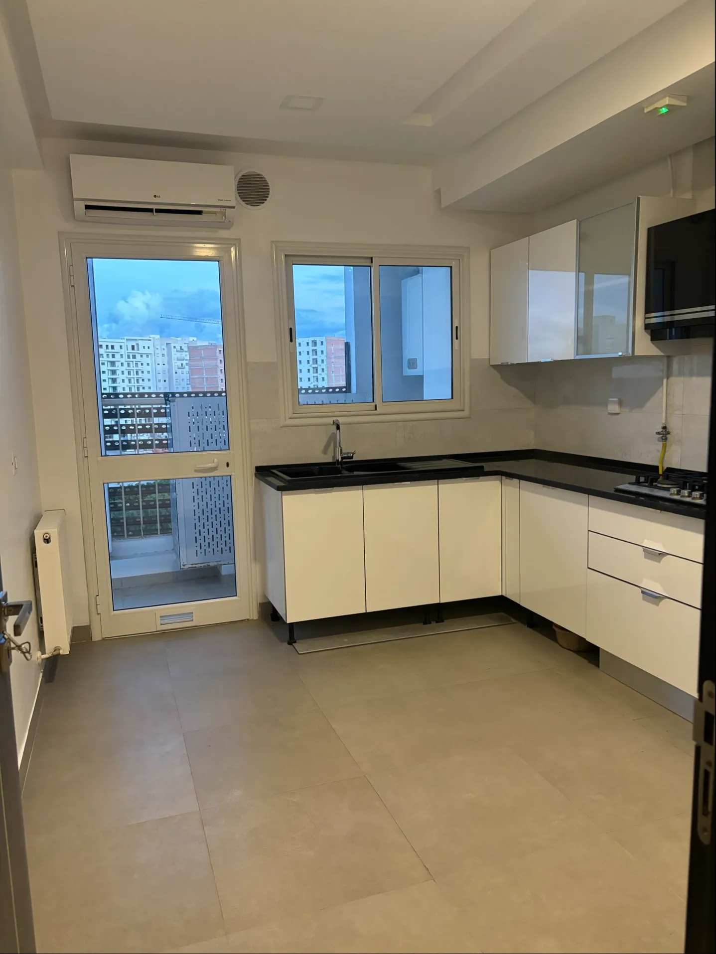 Appartement S+2 haut standing, jardins de Carthage