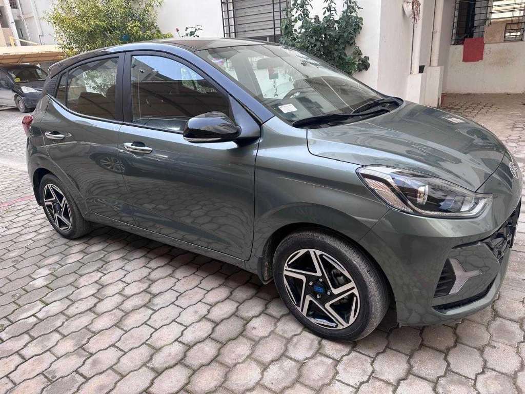 -Hyundai Grand i10 High Grade