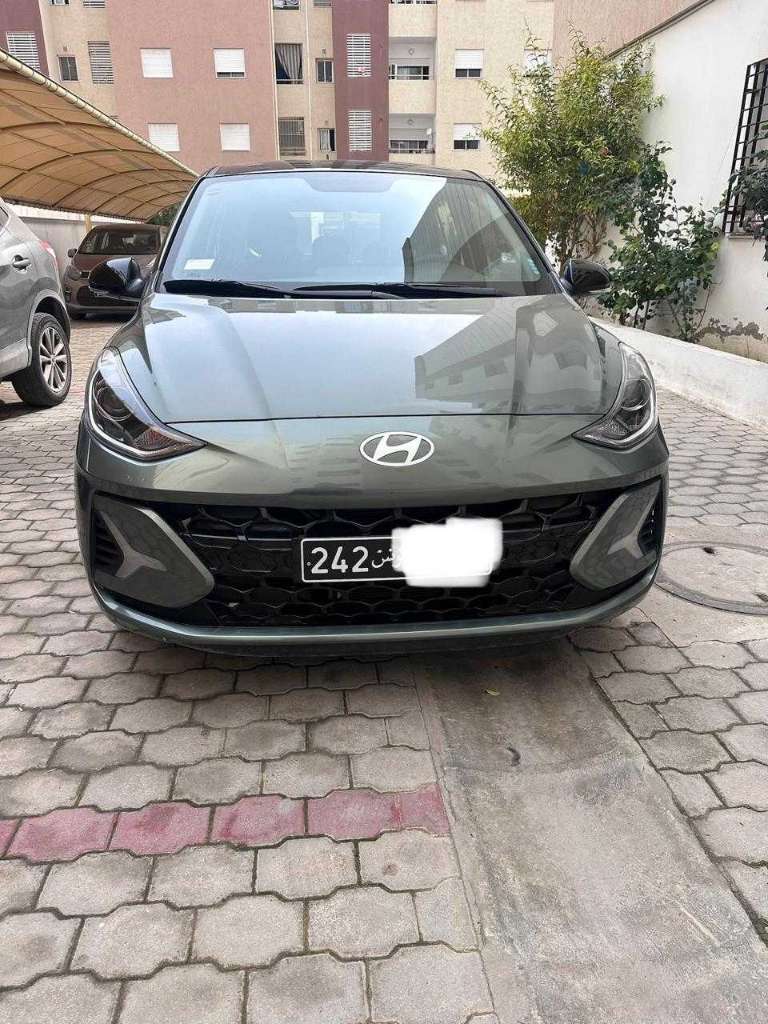 -Hyundai Grand i10 High Grade