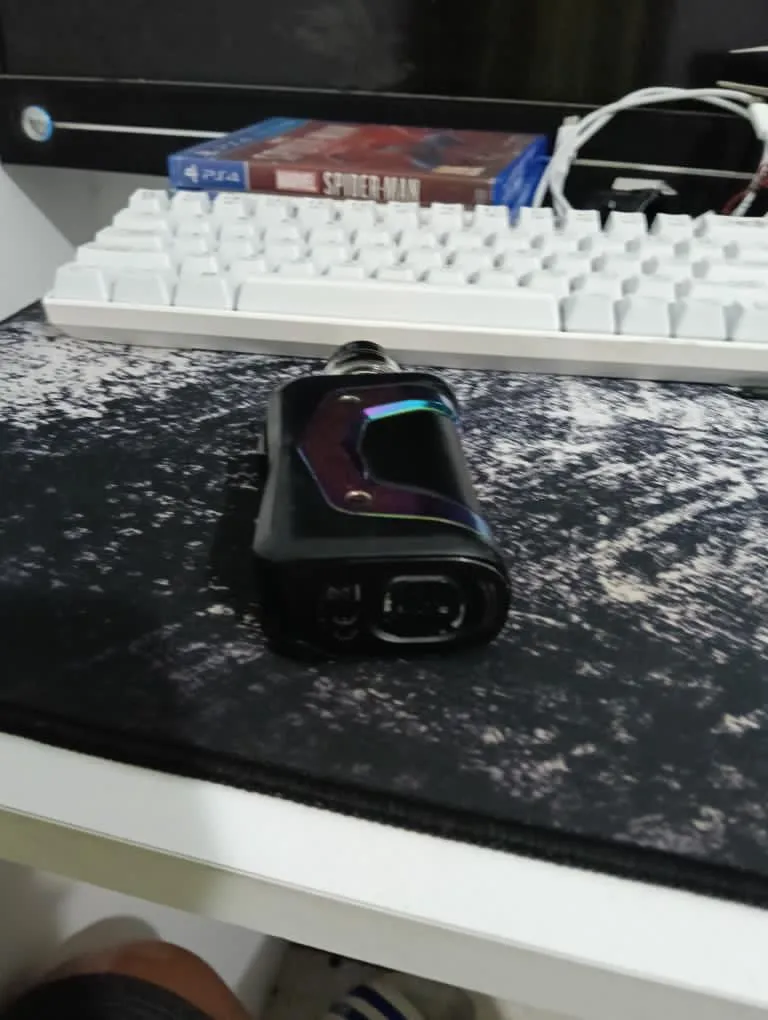 Vape aegis x lil bi3 atto dead rabbit Solo accus 