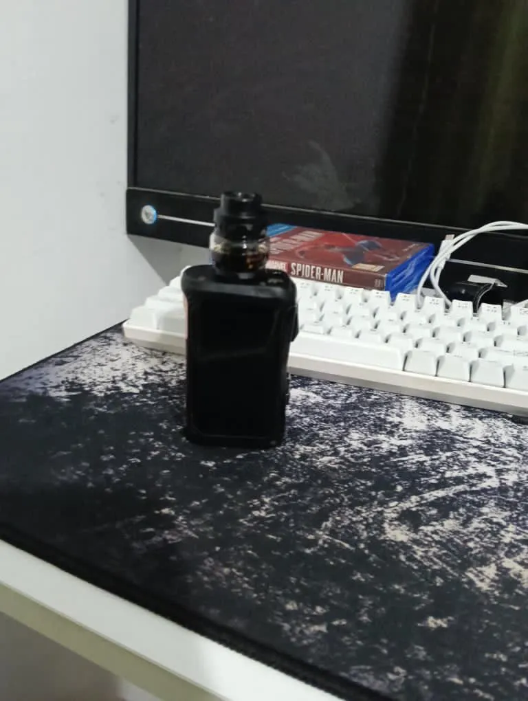 Vape aegis x lil bi3 atto dead rabbit Solo accus 