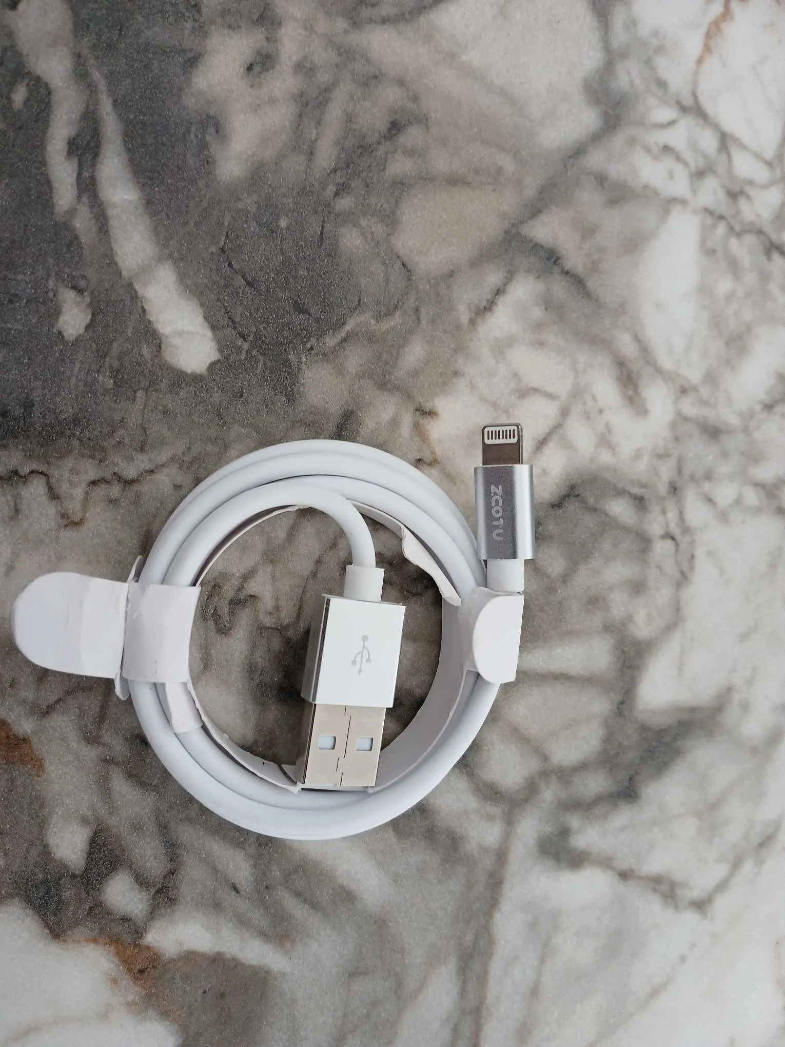 🔌 Câble de charge Zcotu – Neuf – Rapide, solide et fiable