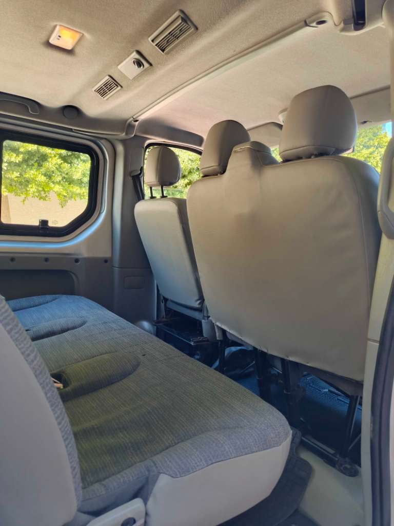 Renault Trafic // 9 places