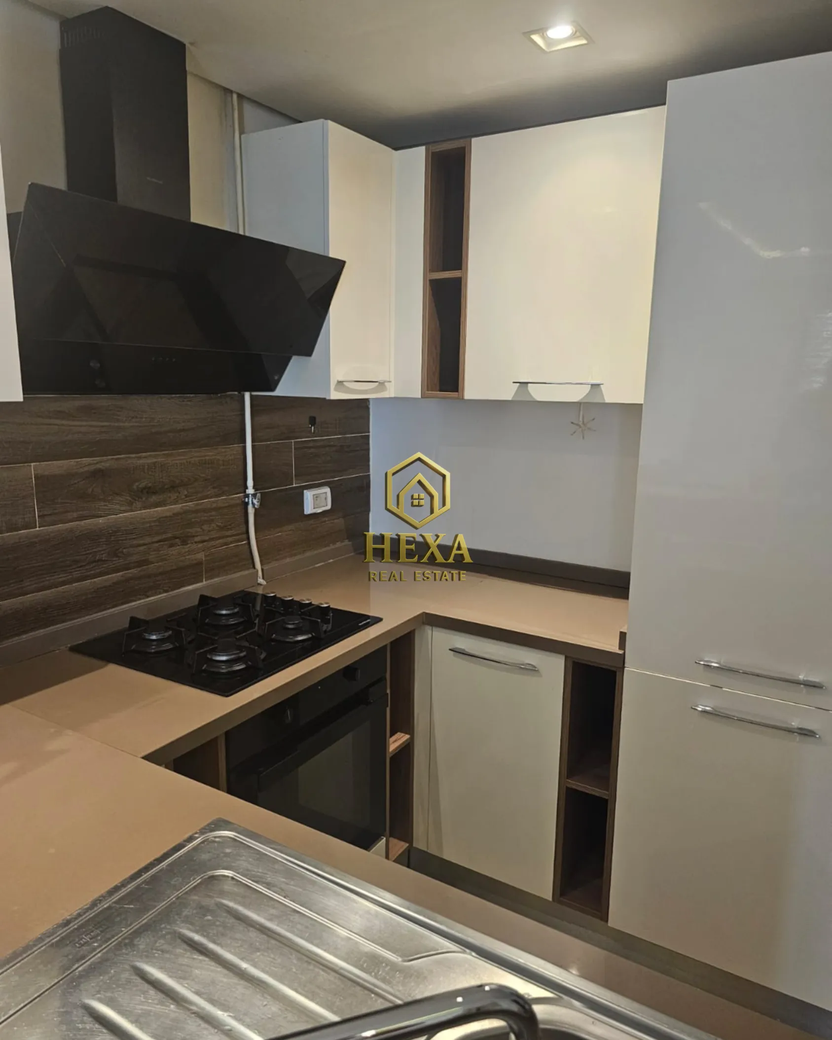 Appartement en S+1 meublé a Ain Zaghouan Nord 