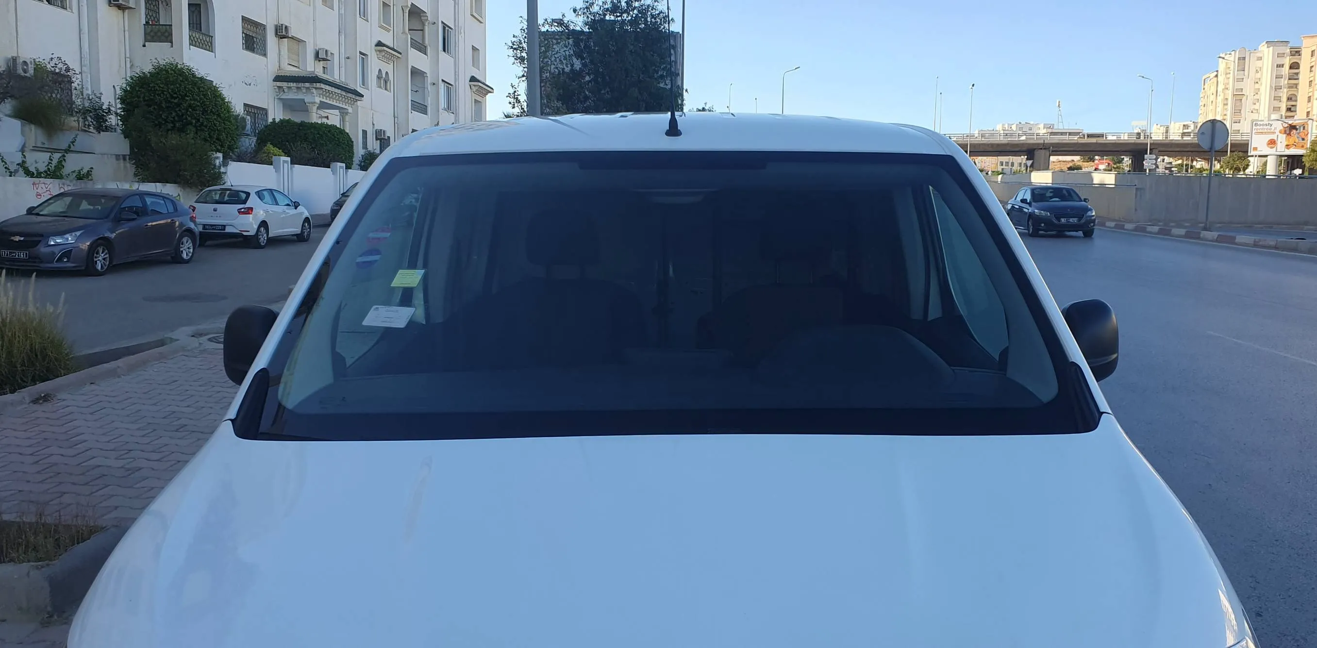 Peugeot partner K9 - 81.000 KLM