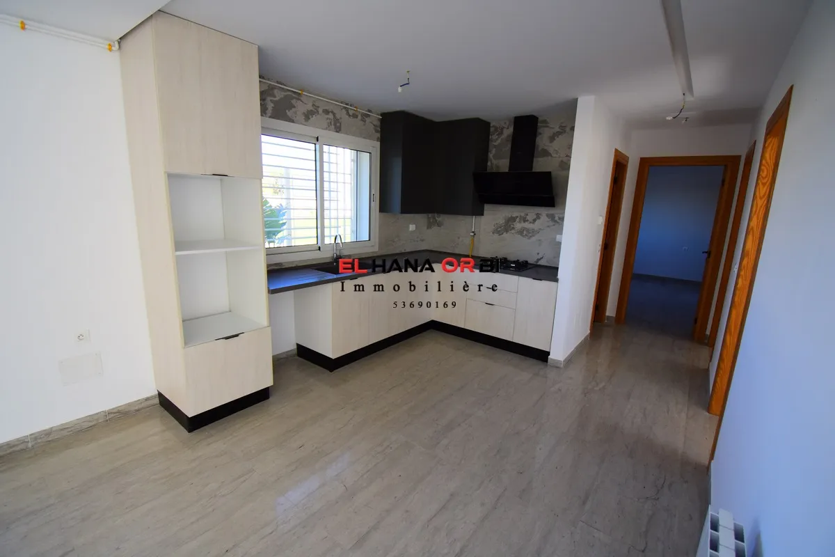 bien à vendre s+3 directement promoteur avec piscine à mahdia