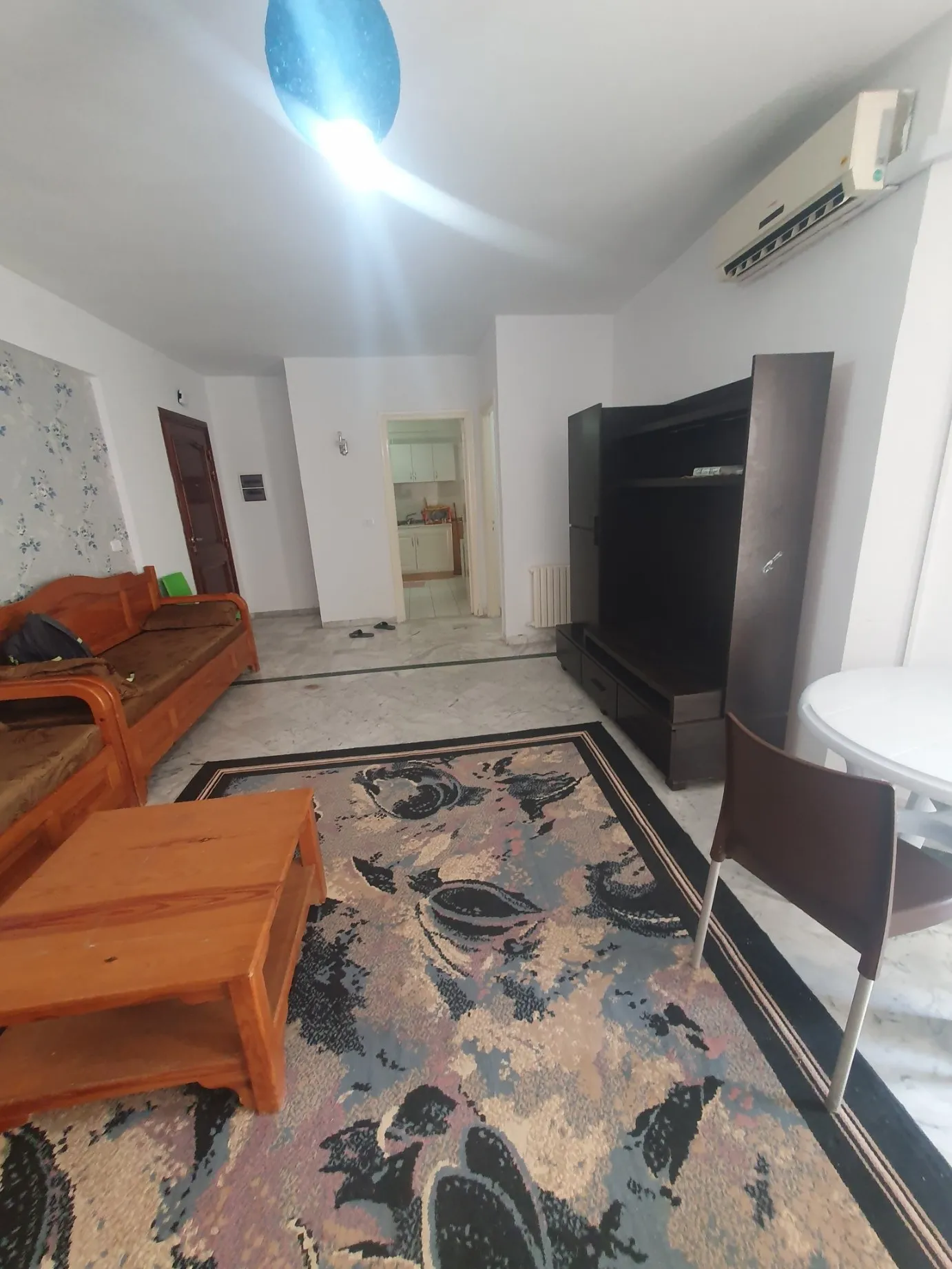 appartement au 1 ère étage S+2
