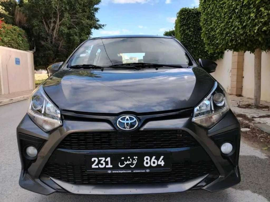 TOYOTA AYGO 1.2 PREMIÈRE MAIN EN EXCELLENT ÉTAT
