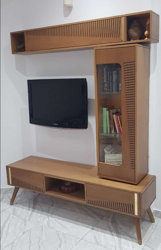 Meuble d'entrée + Living + table et chaises 