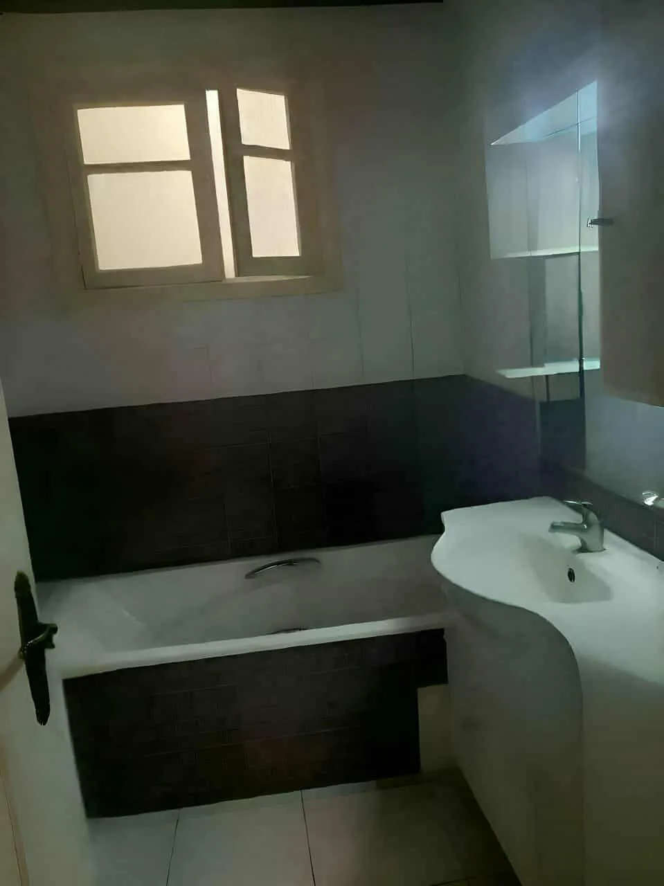 A vendre appartement à lafayette centre ville tunis
