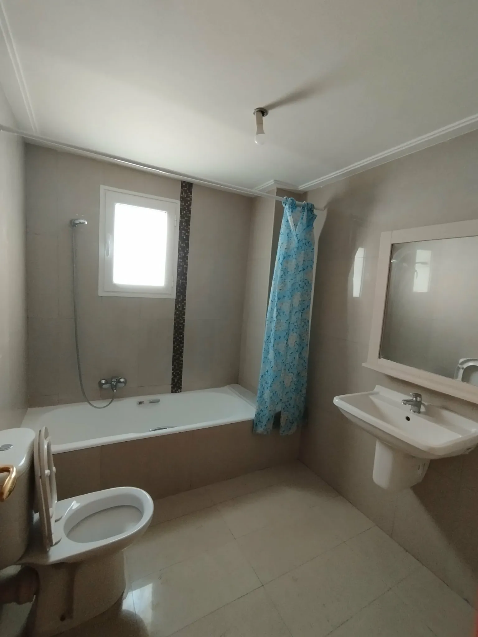 A vendre Superbe S1 Haut standing à Beja