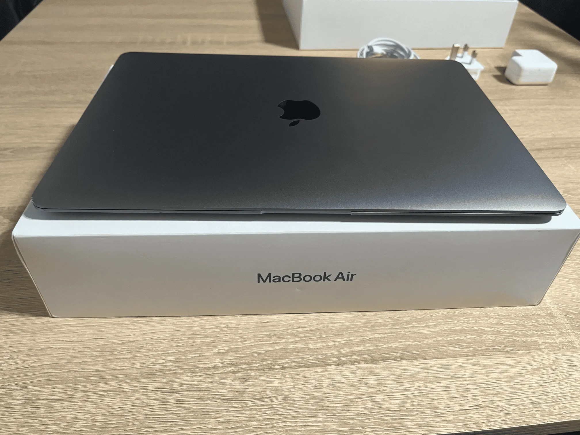 Apple MacBook Air M1 (13,3”, Argent)