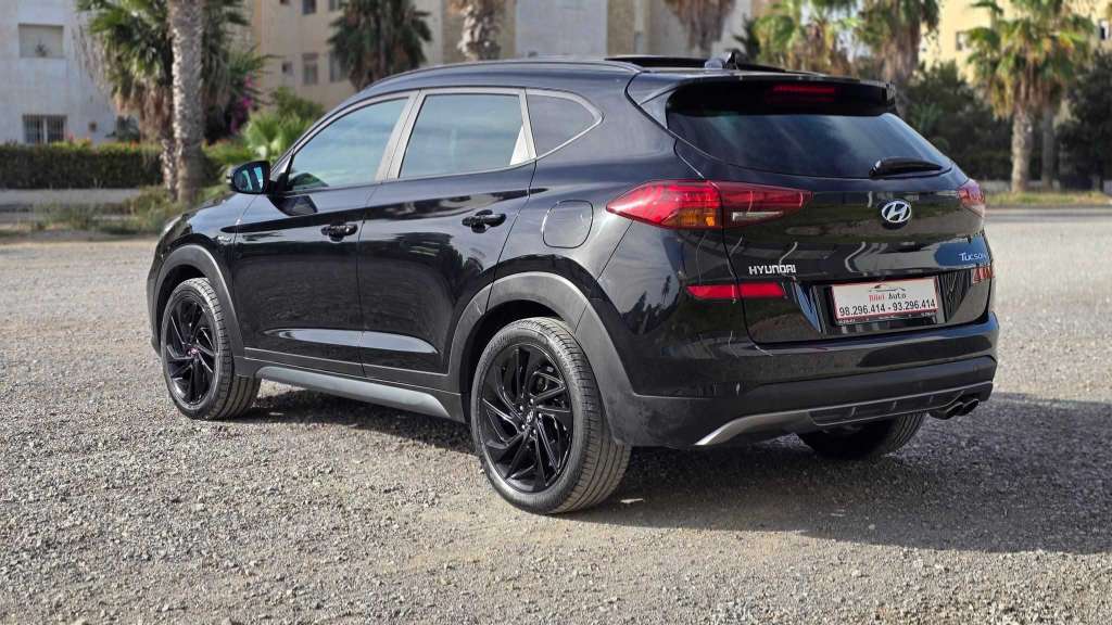 Hyundai Tucson N line 🇩🇪🇩🇪
Année:2020
Km:135000.   93 296 414