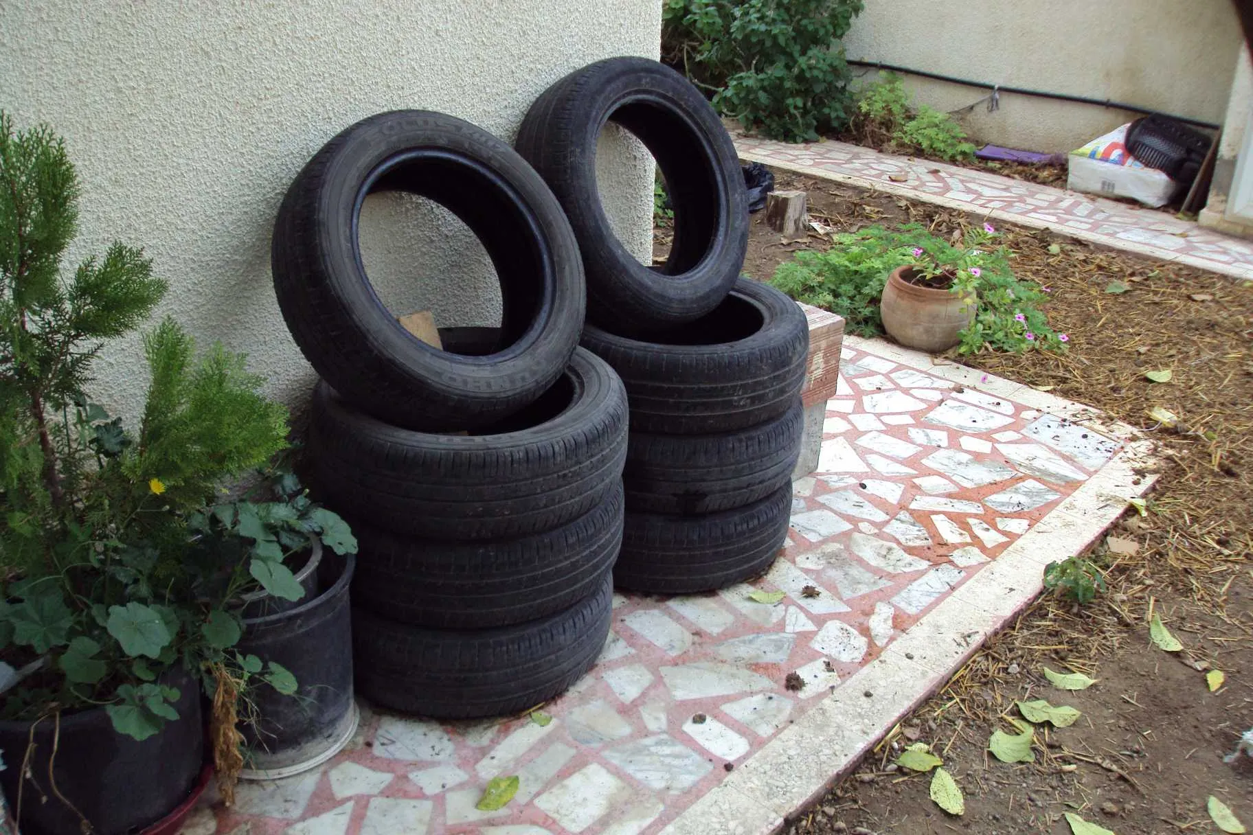 Lot de pneus  bonne occasion 165/60 R14