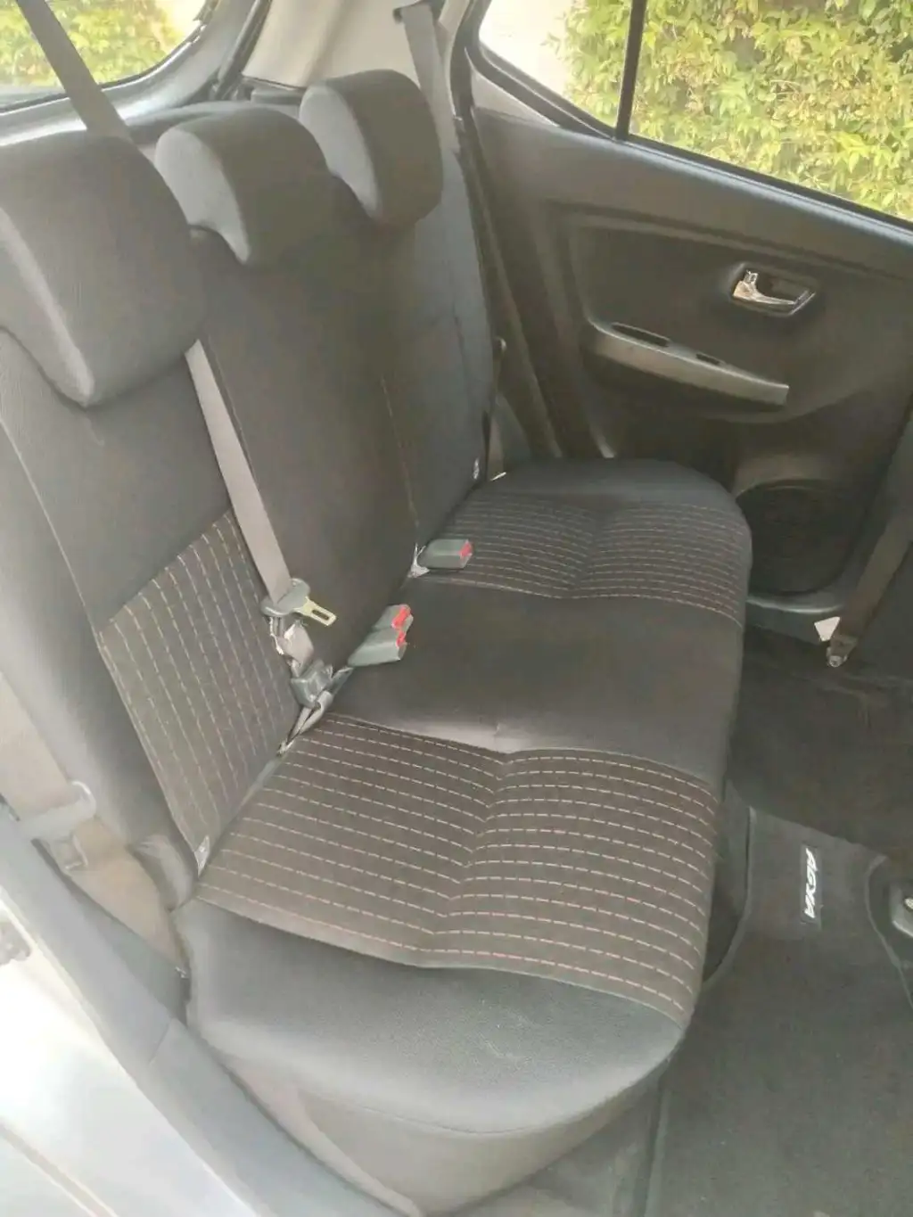 TOYOTA AGYA BOÎTE AUTOMATIQUE PREMIÈRE MAIN