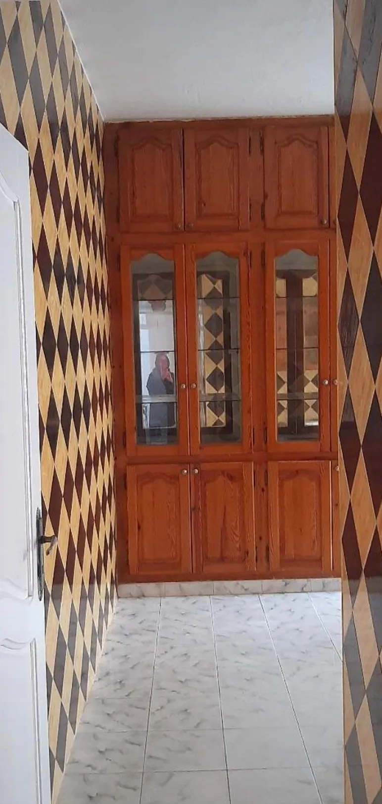 Location S2 vide Ă  Jardin D'El Menzah 1