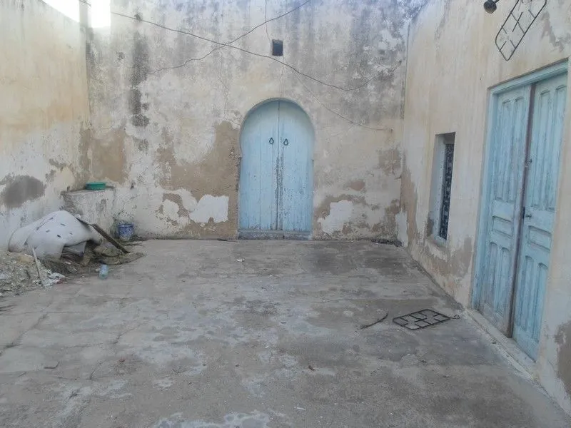 AV maison arabe zone la serine 140 MD