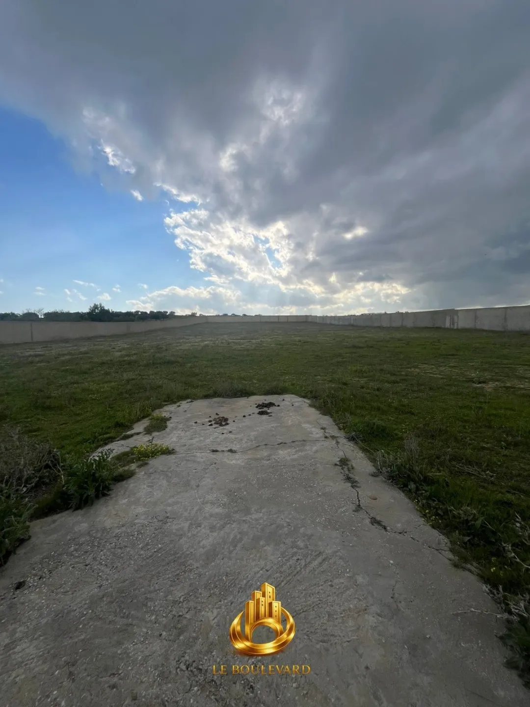 A Vendre Terrain 8200m² Clôturé à Sidi Jdidi, Hammamet