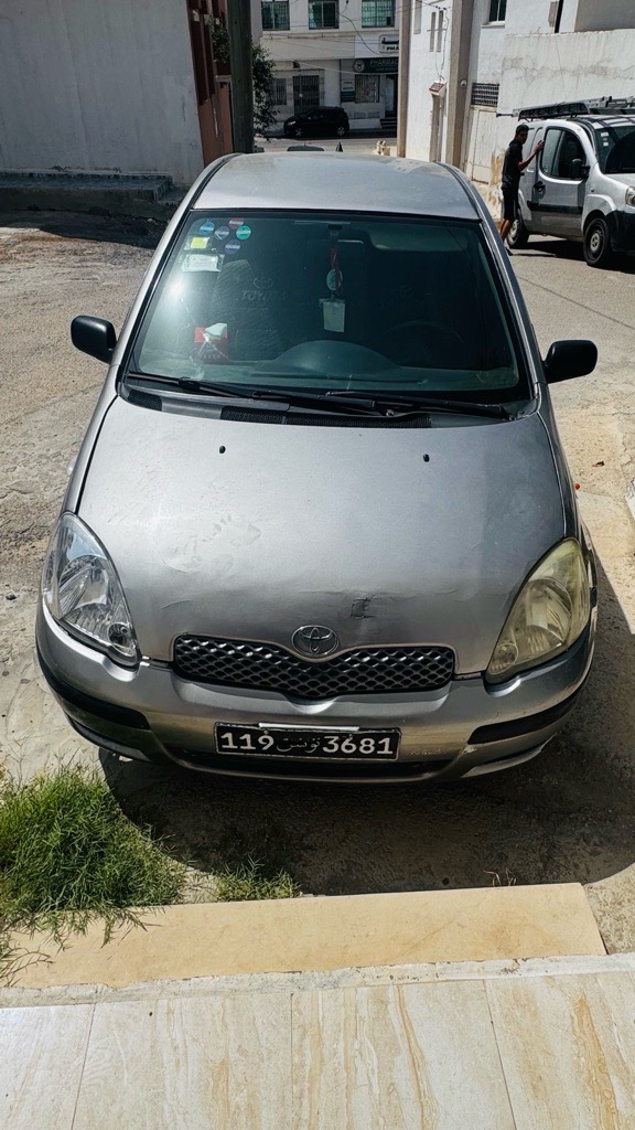 Toyota yaris 2005
