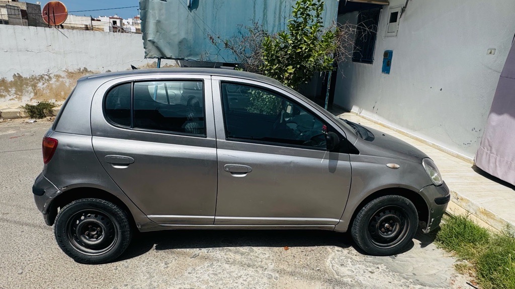 Toyota yaris 2005