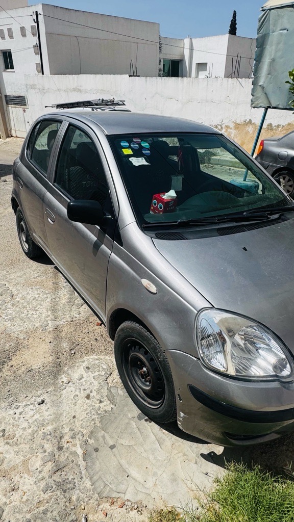 Toyota yaris 2005