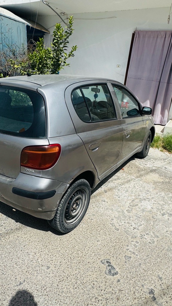 Toyota yaris 2005