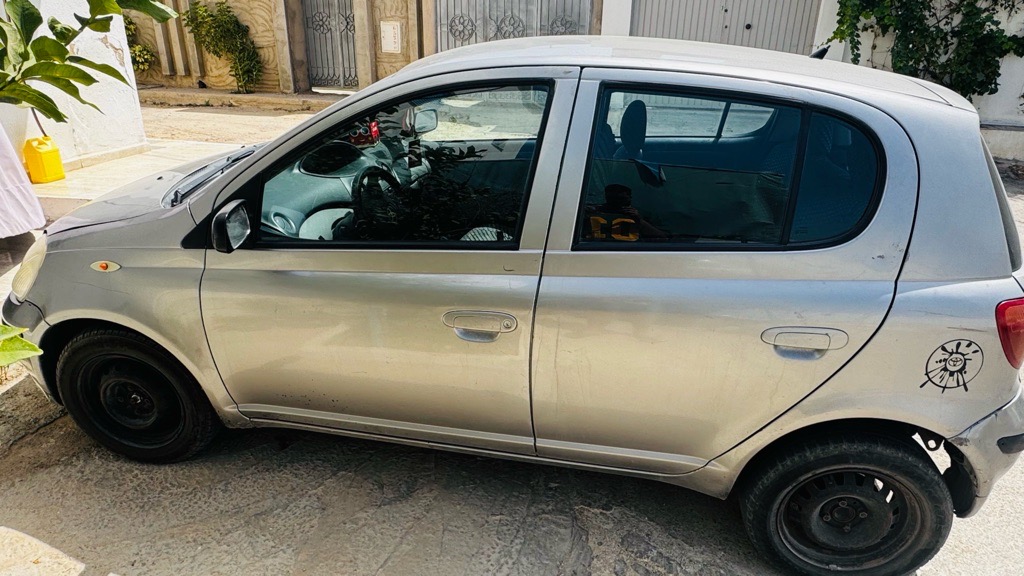 Toyota yaris 2005