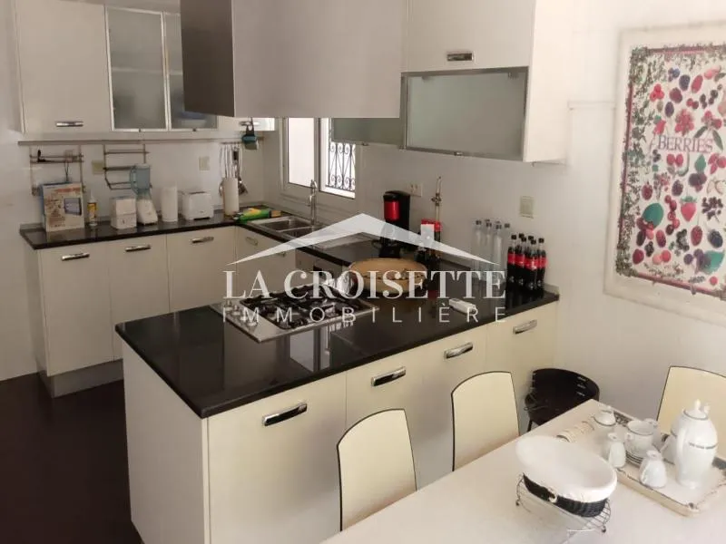 Duplex s3 meublé avec jardin à Gammarth MDL0005