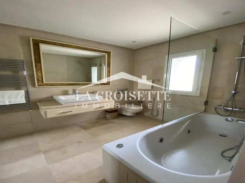 Duplex s3 meublé avec jardin à Gammarth MDL0005