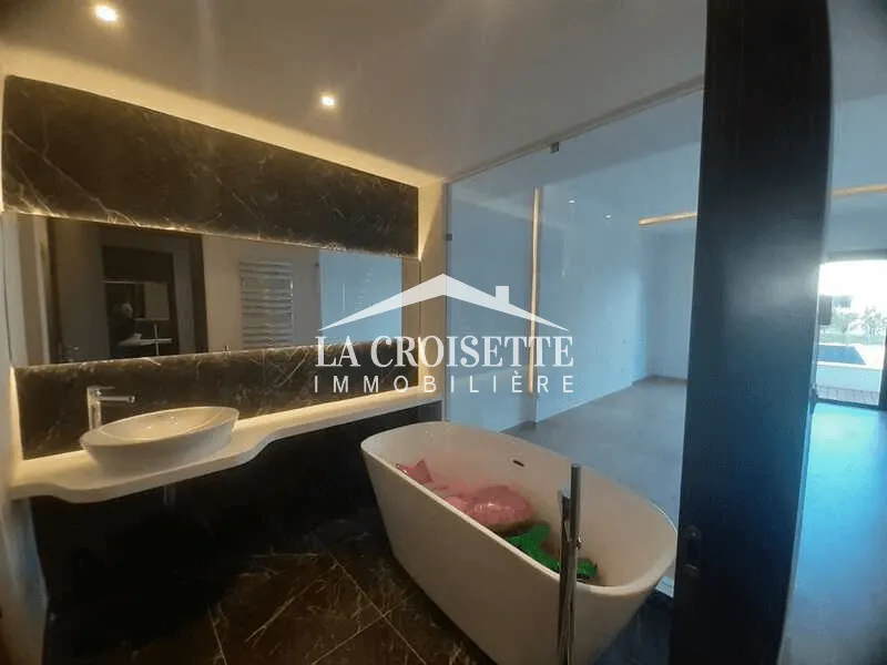 Appartement s2 avec piscine à Gammarth MAL0807