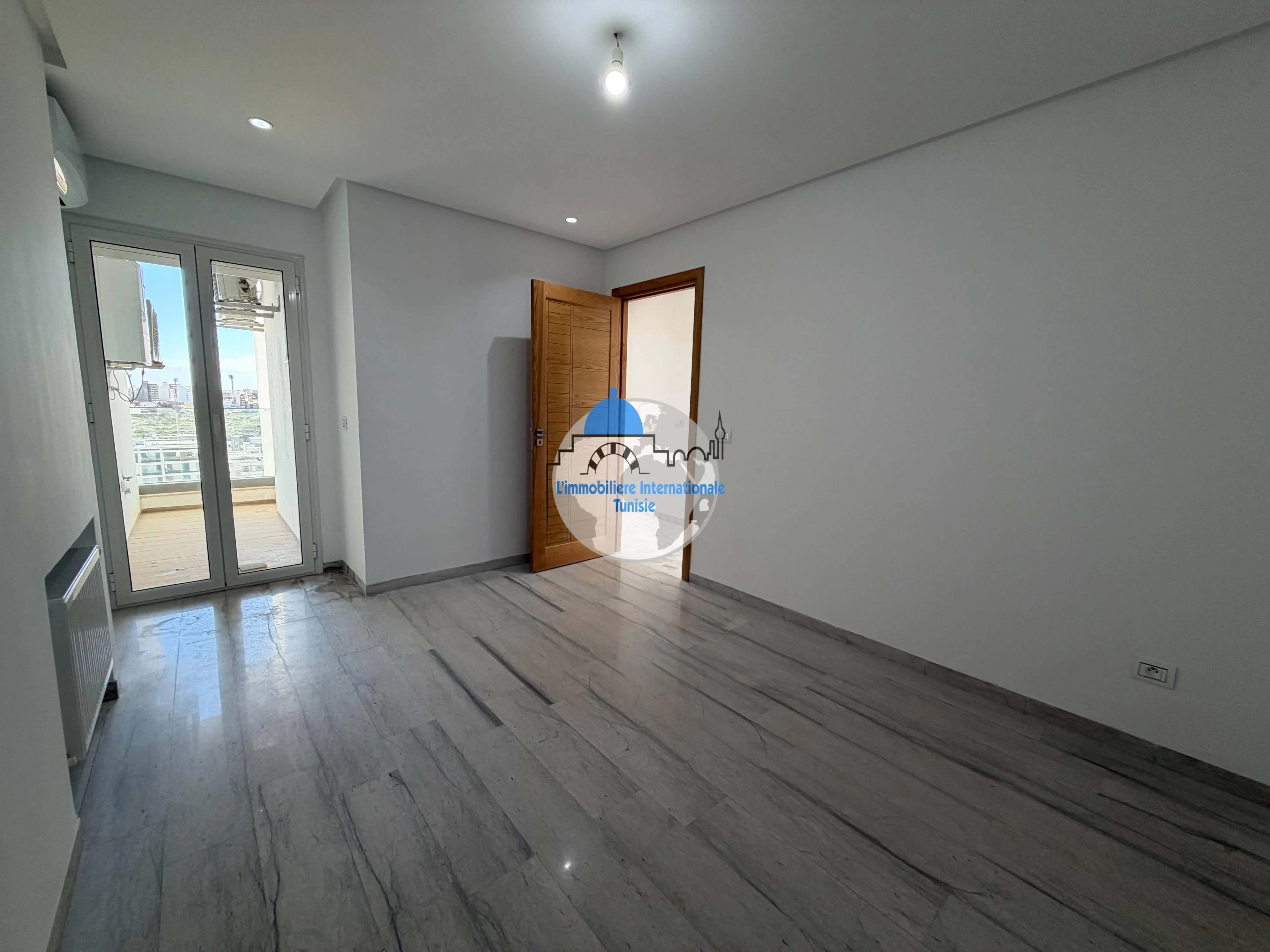 Superbe appartement S+2 à louer -à Sahloul 4