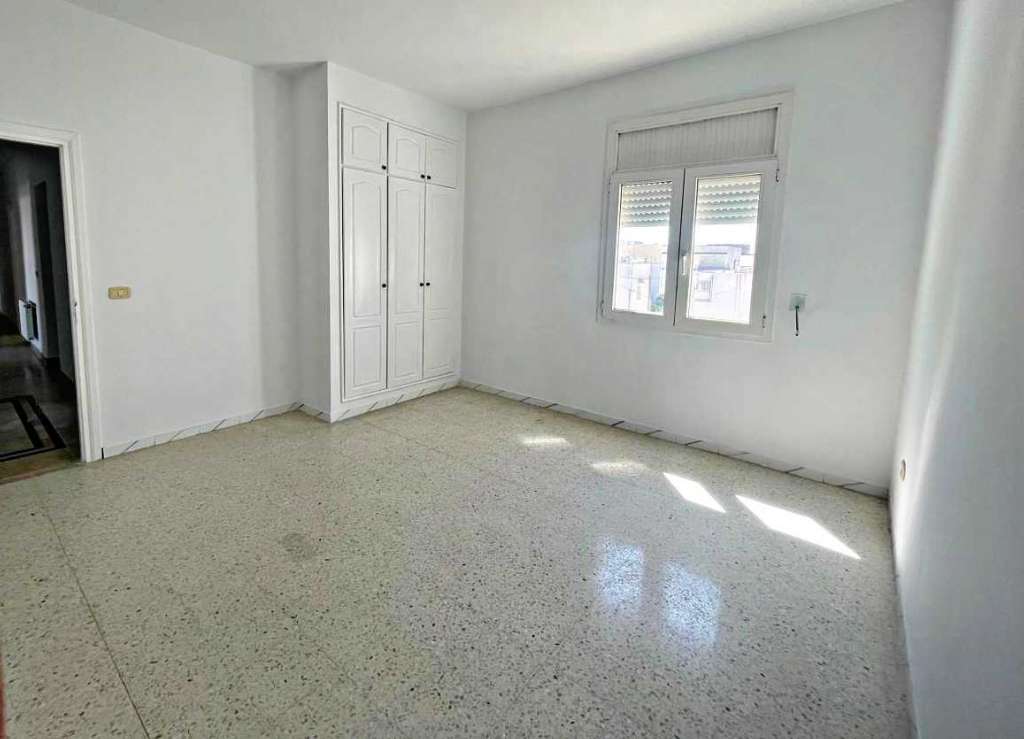 À louer S+3 à Soukra rue du parc