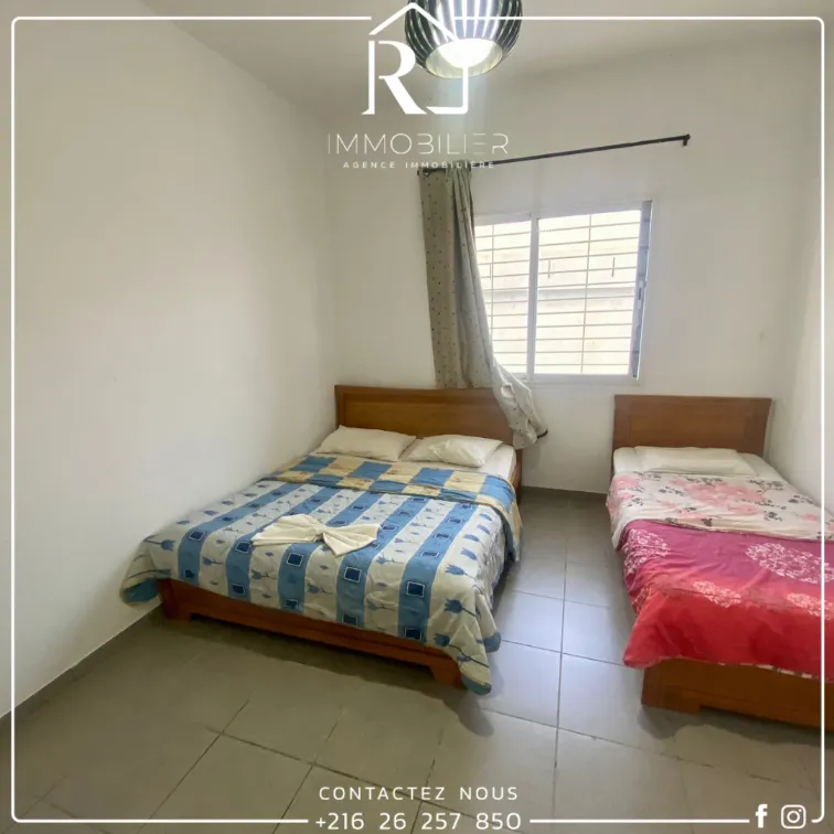 بسوم فرررررررصة 255 مليون للبيع شقة في #الحمامات_الشمالية قريب من البحر