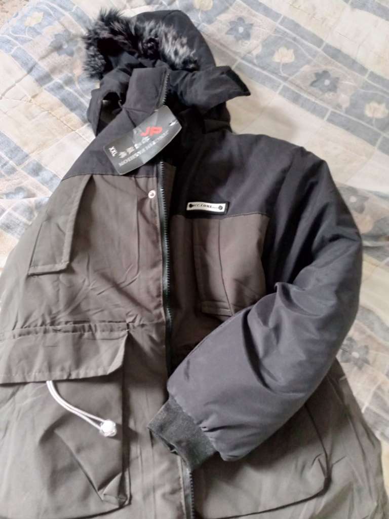 Blouson neuf chic et confortable 