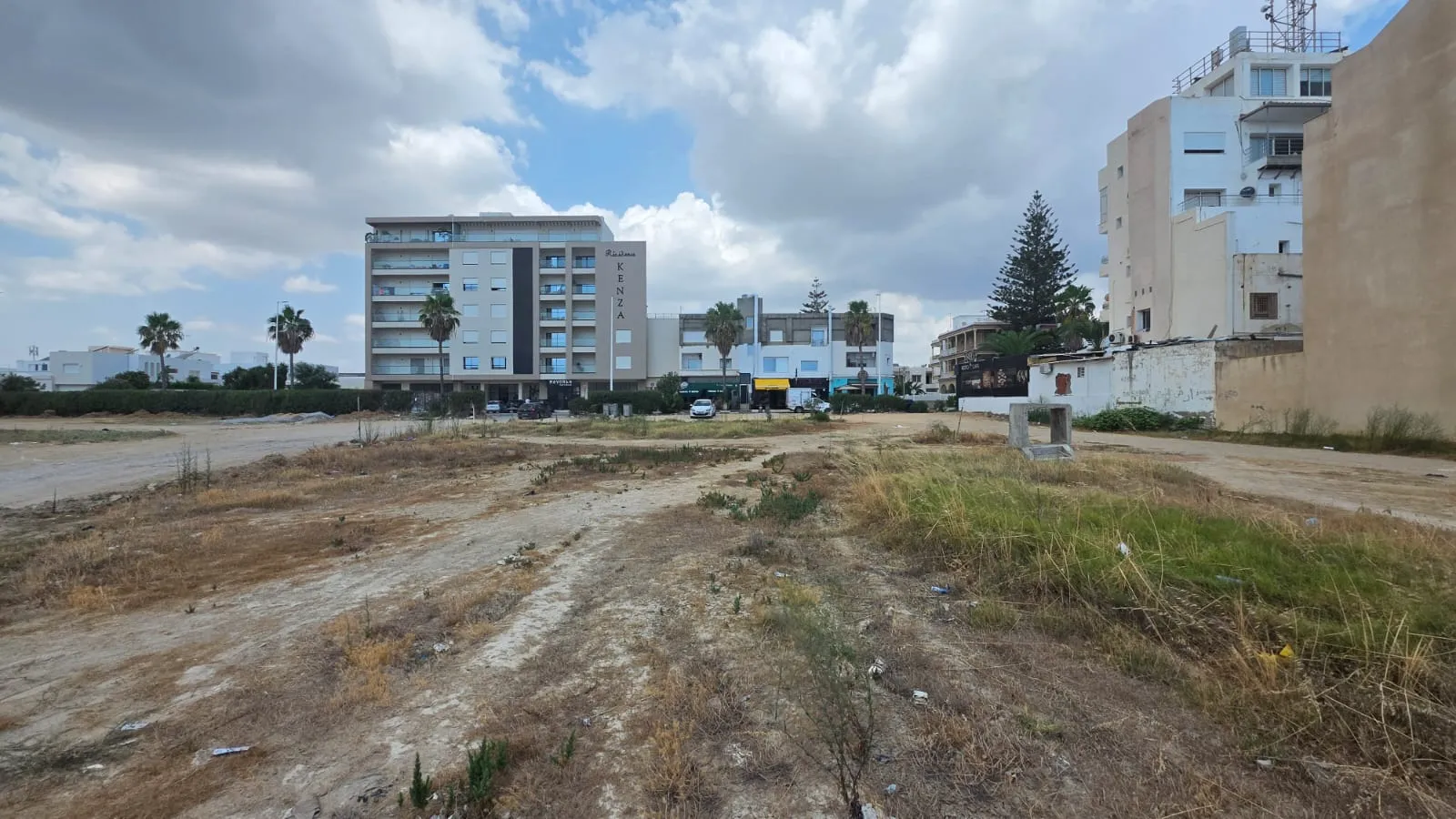 TERRAIN D'ANGLE R+2 À VENDRE – AFH1 NABEUL