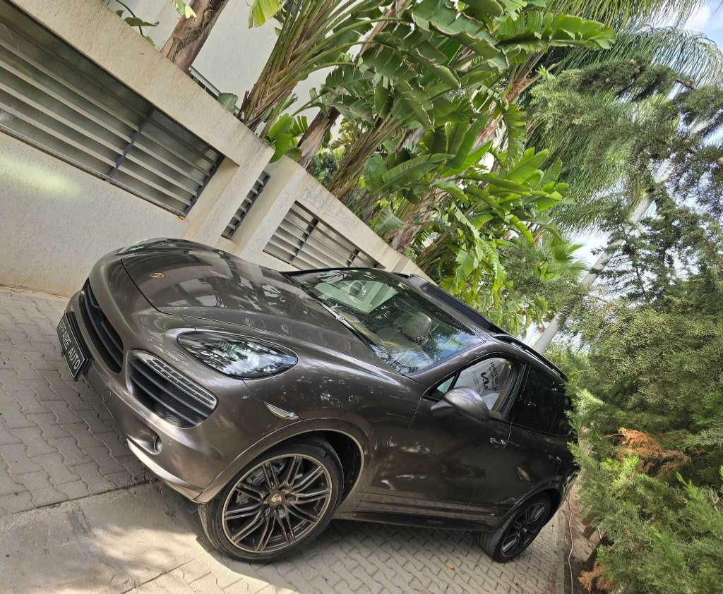 đ PORSCHE CAYENNE GTS2012 V8 ESSENCEđ
đ on accepte l Ă©change des voitures