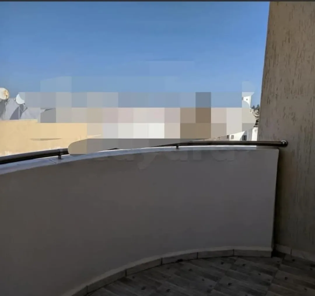 Location S2 vide à La Soukra