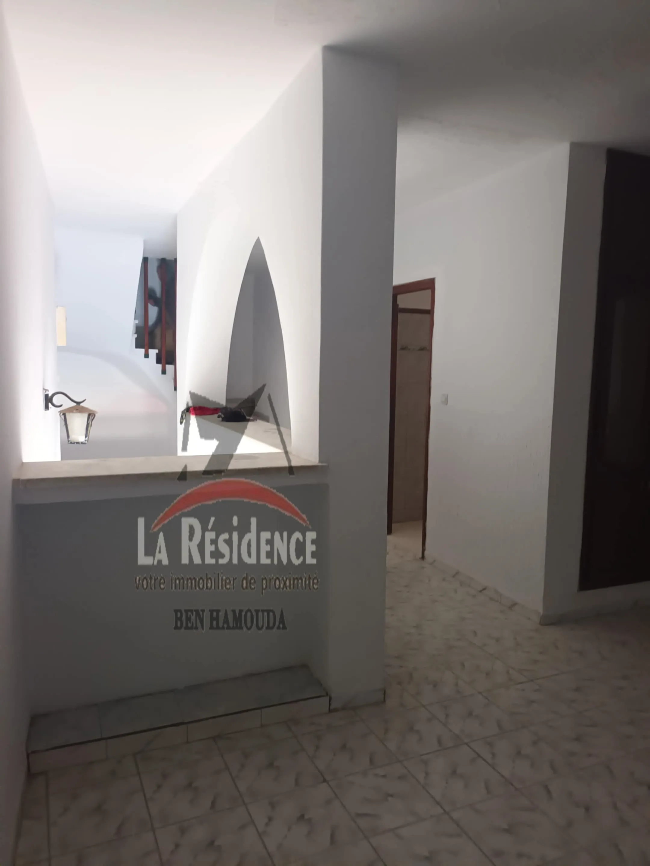 à vendre un studio et une maison à Bizerte 