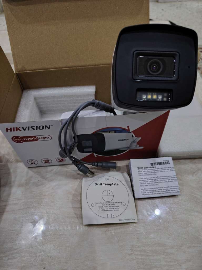 Camera HIKVISION