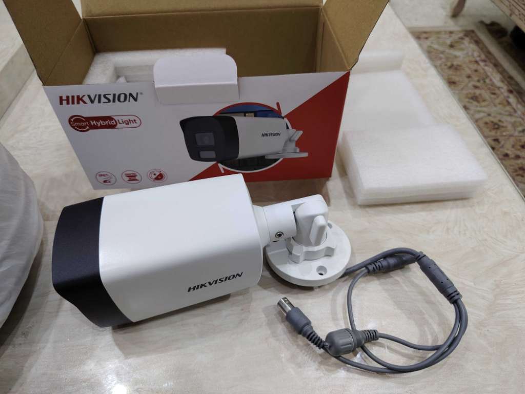 Camera HIKVISION