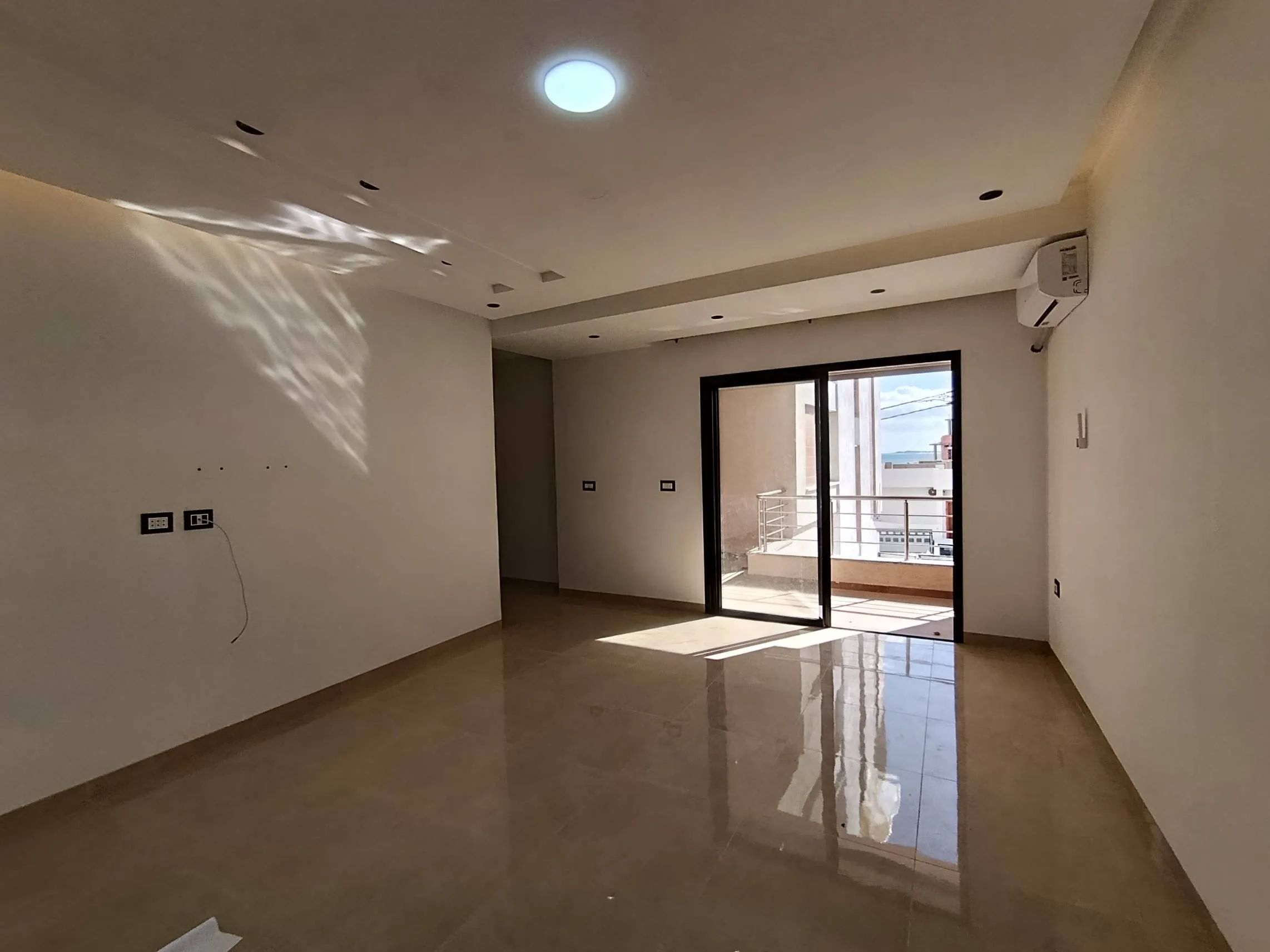 Un appartement haut standing à plage Ezzahra Kélibia