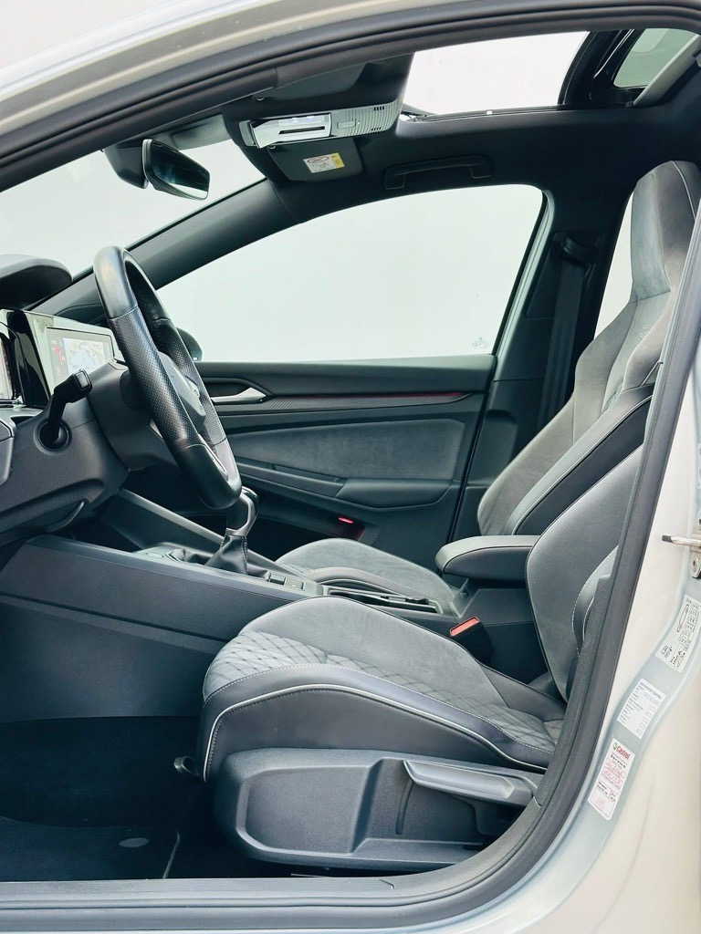 GOLF 8 R LINE FIN SERIE