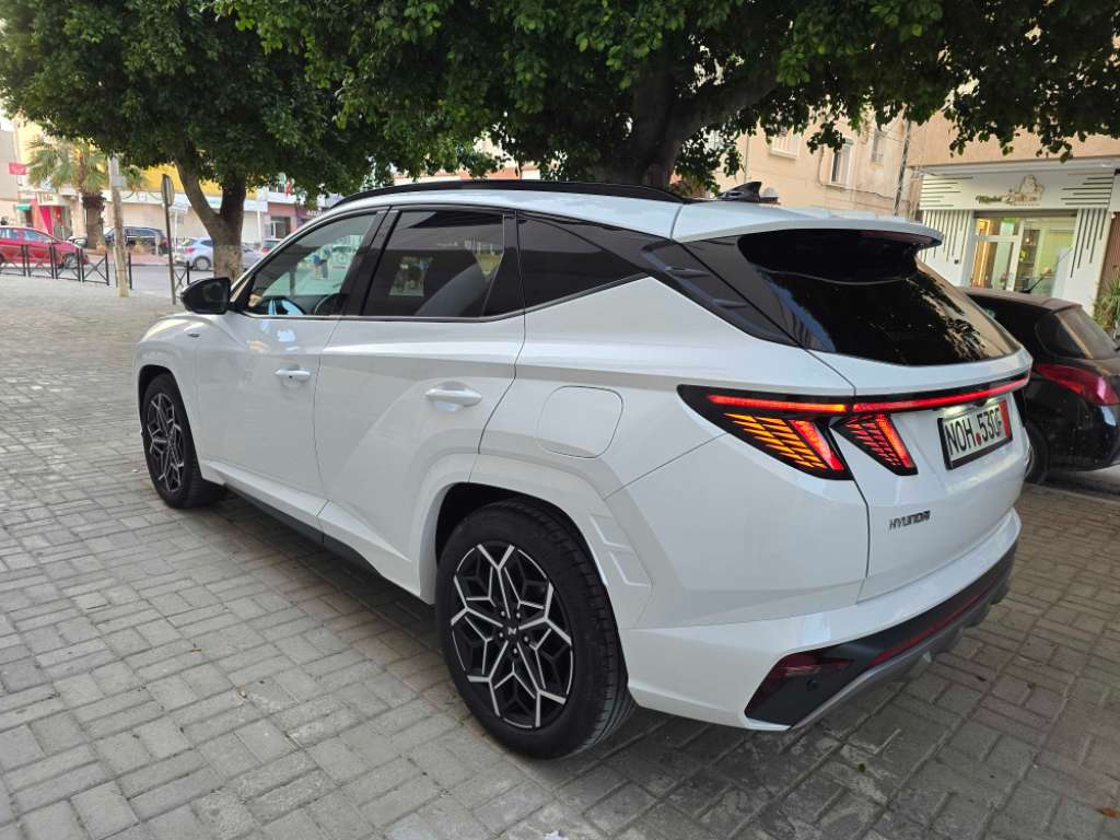 Av Hyundai tucson N Line 2022 diesel ttoption importée tél 23.964.164