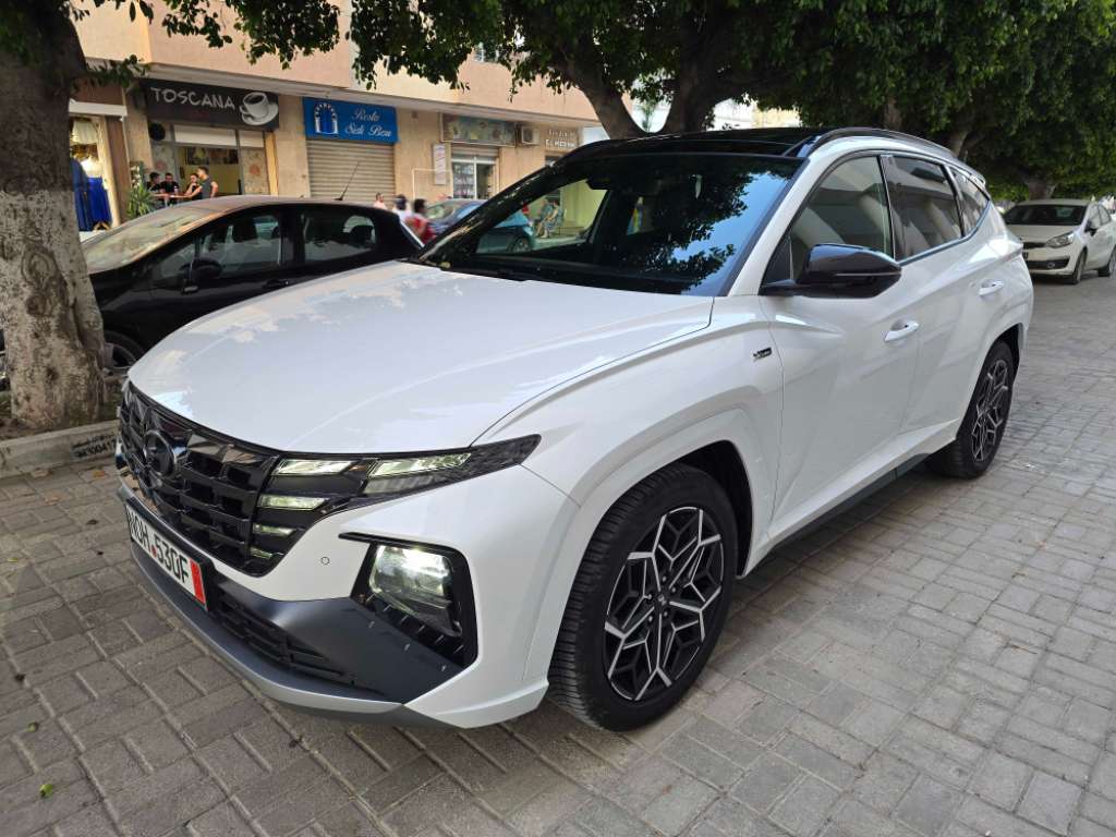 Av Hyundai tucson N Line 2022 diesel ttoption importée tél 23.964.164