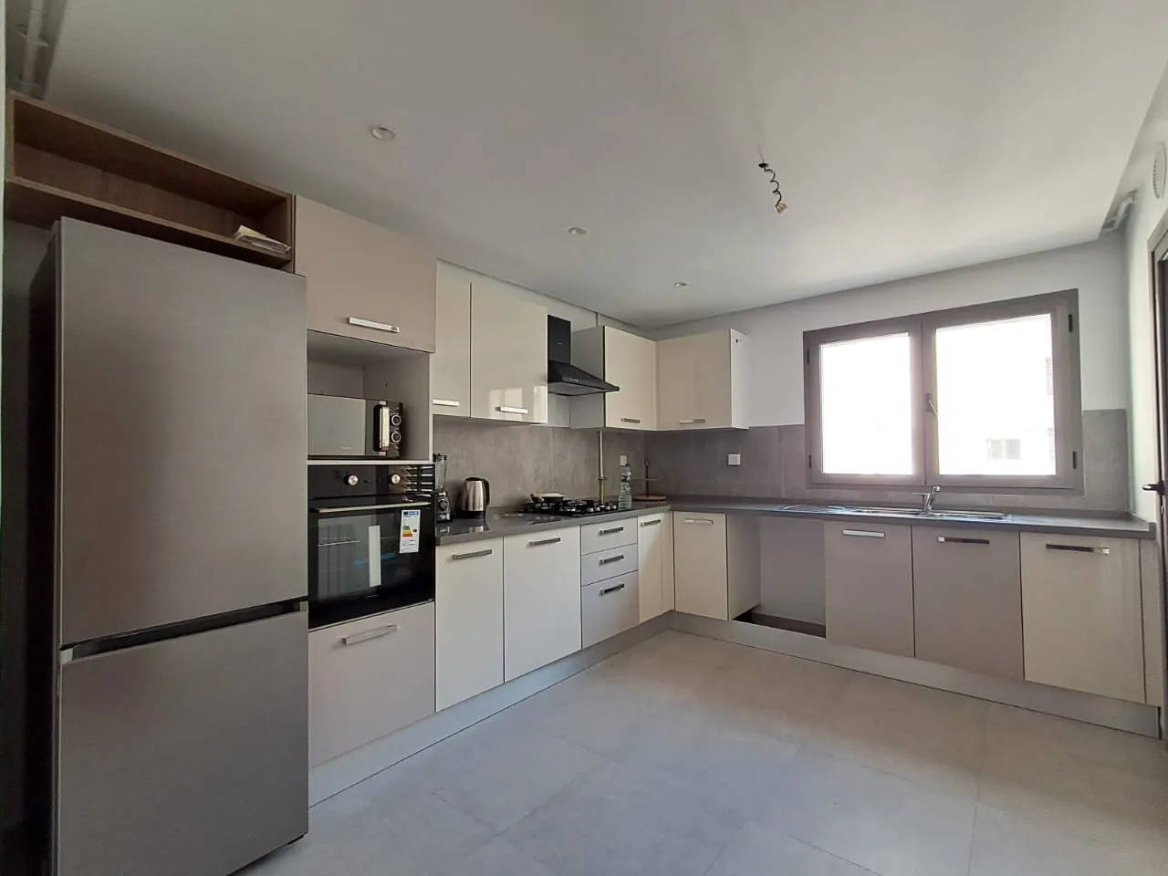 Super appartement S2 meublé à la nouvelle Soukra Ain Zaghouan