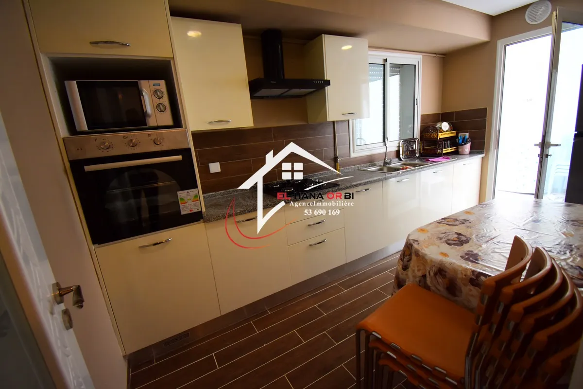 pour vacance d’été s+2 vue sur mer en plein zone touristique