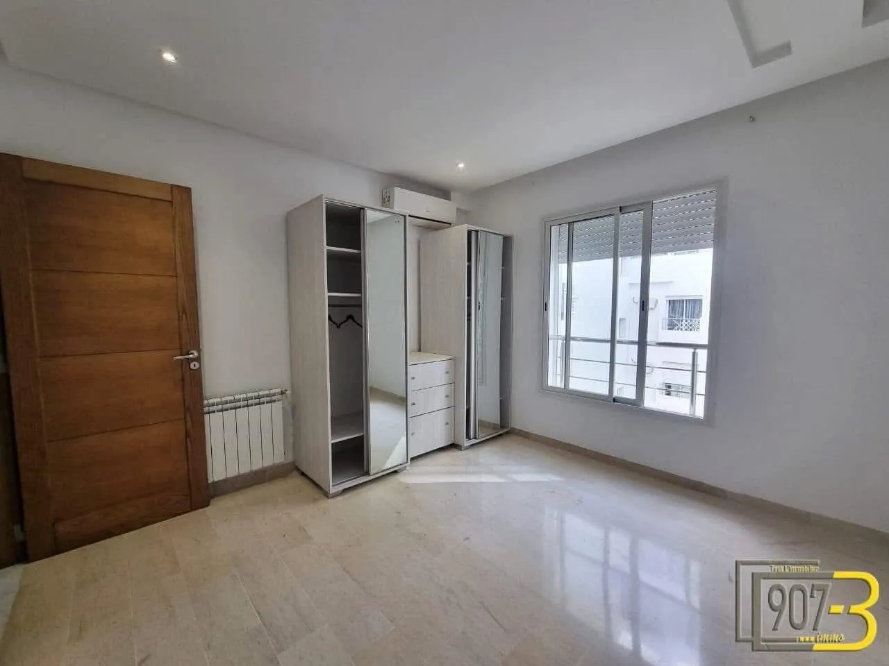 A louer un spacieux appartement S+1 haut standing à Menzah 9c