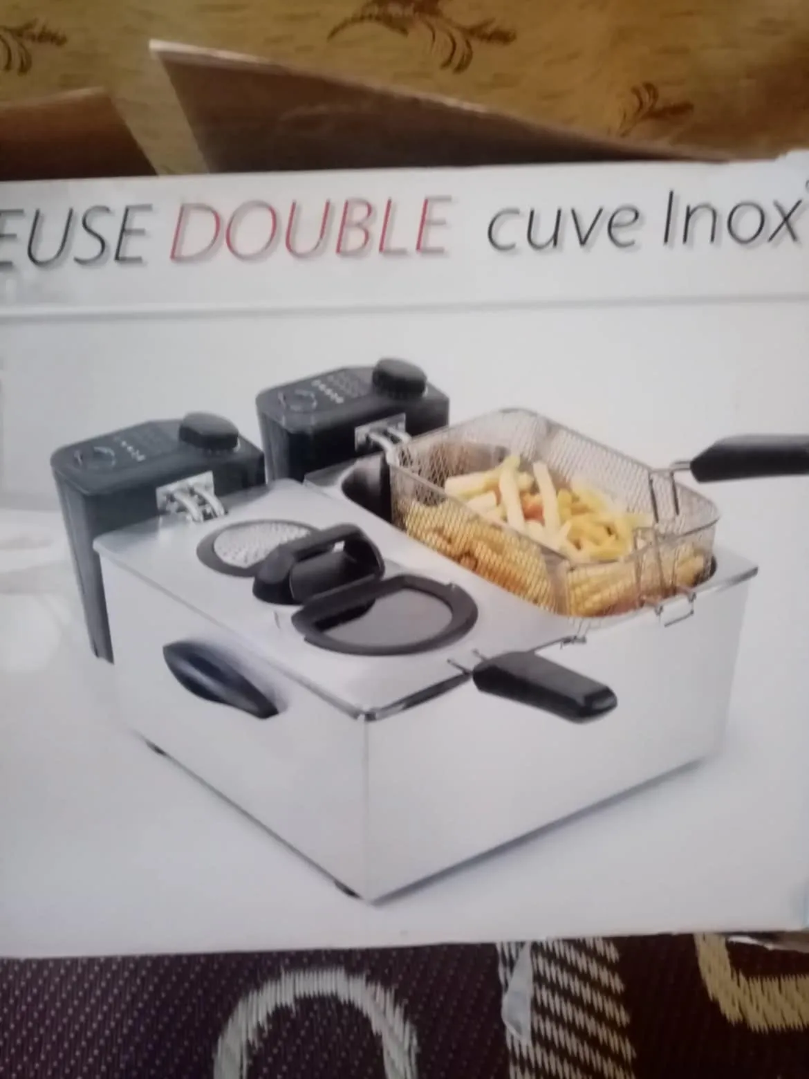 Friteuse double cuve QUIGG ET micro onde Kerwave