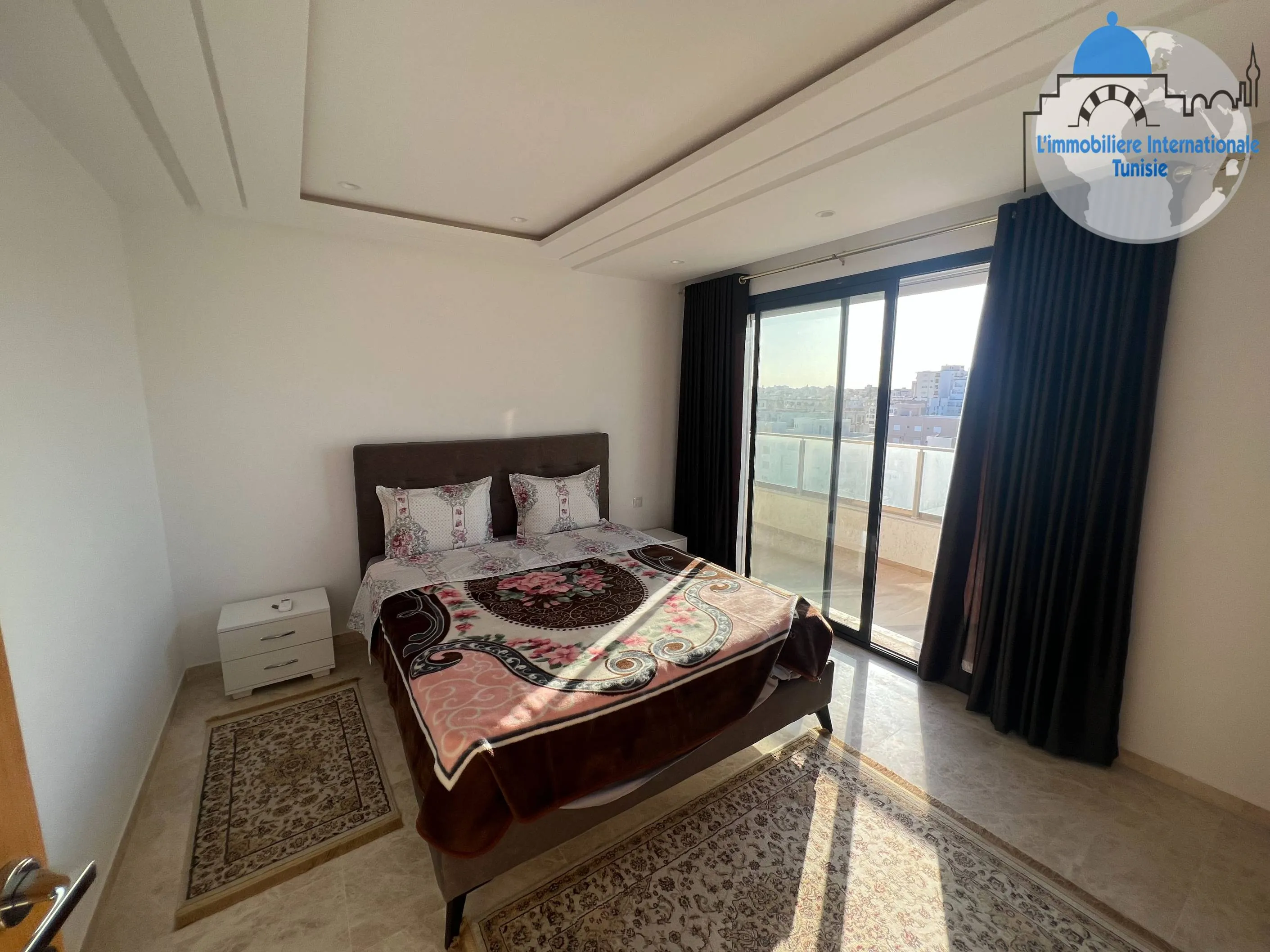 Location annuelle un sublime penthouse de 200m² à khzema EST Sousse