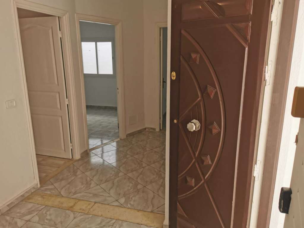 À louer appartement S 2 à borj Louzir